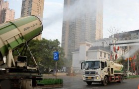 臺(tái)江霧炮車(chē)齊“亮相”，街頭上演聯(lián)防聯(lián)控“疫情戰(zhàn)”